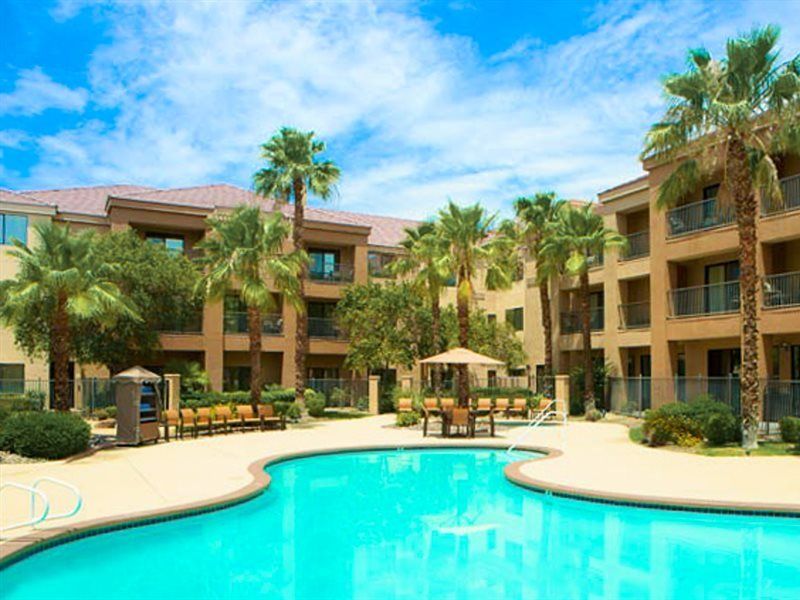 Courtyard Palm Desert Hotel Bagian luar foto