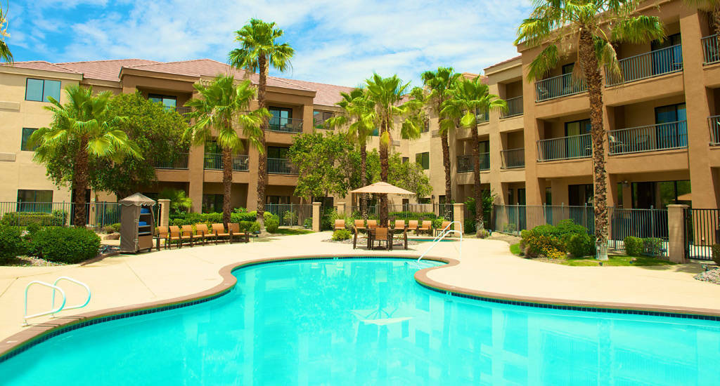 Courtyard Palm Desert Hotel Bagian luar foto